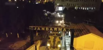 Şanlıurfa'da uyuşturucu operasyonu: 275 gram metamfetamin, 1 kilo 239 gram esrar ve 2 bin 578 sentetik hap ele geçirildi