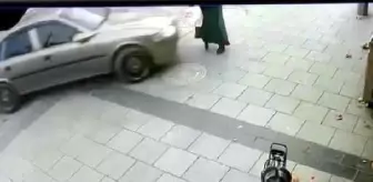 Adapazarı'nda alkollü sürücü kaldırımda bekleyen kadına çarptı, kadın hayatını kaybetti