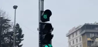 Düzce'de trafik lambalarıyla Filistin'e destek