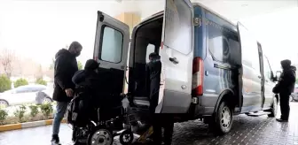 Kocaeli Büyükşehir Belediyesi Engelli Vatandaşlara 'Engelsiz Taksi' Hizmeti Sunuyor
