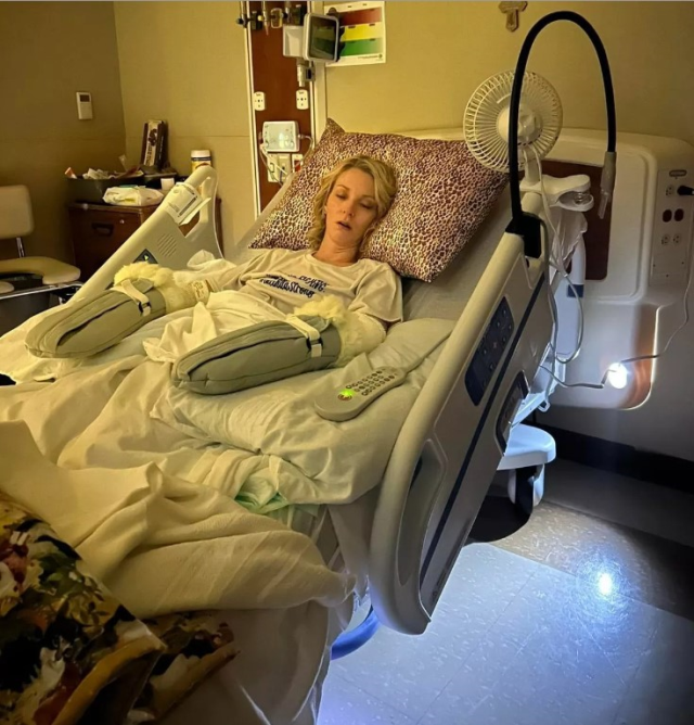 Böbrek taşı operasyonu sonrası sepsis geçiren anne, ellerini ve ayaklarını kaybetti