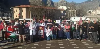 Amasya'da Doktorlar İsrail'in Gazze'ye Yönelik Saldırılarına Tepki Gösterdi