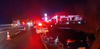 Zonguldak'ta 3 aracın karıştığı kazada 1 kişi hayatını kaybetti, 5 kişi yaralandı