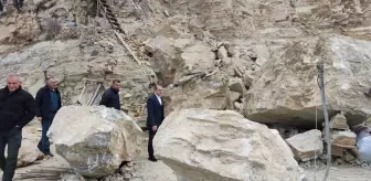 Uludere Belediyesi, heyelan nedeniyle zarar gören vatandaşa yardım edecek