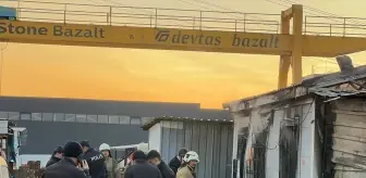 İstanbul Sultanbeyli'de çıkan yangında 3 kişi hayatını kaybetti