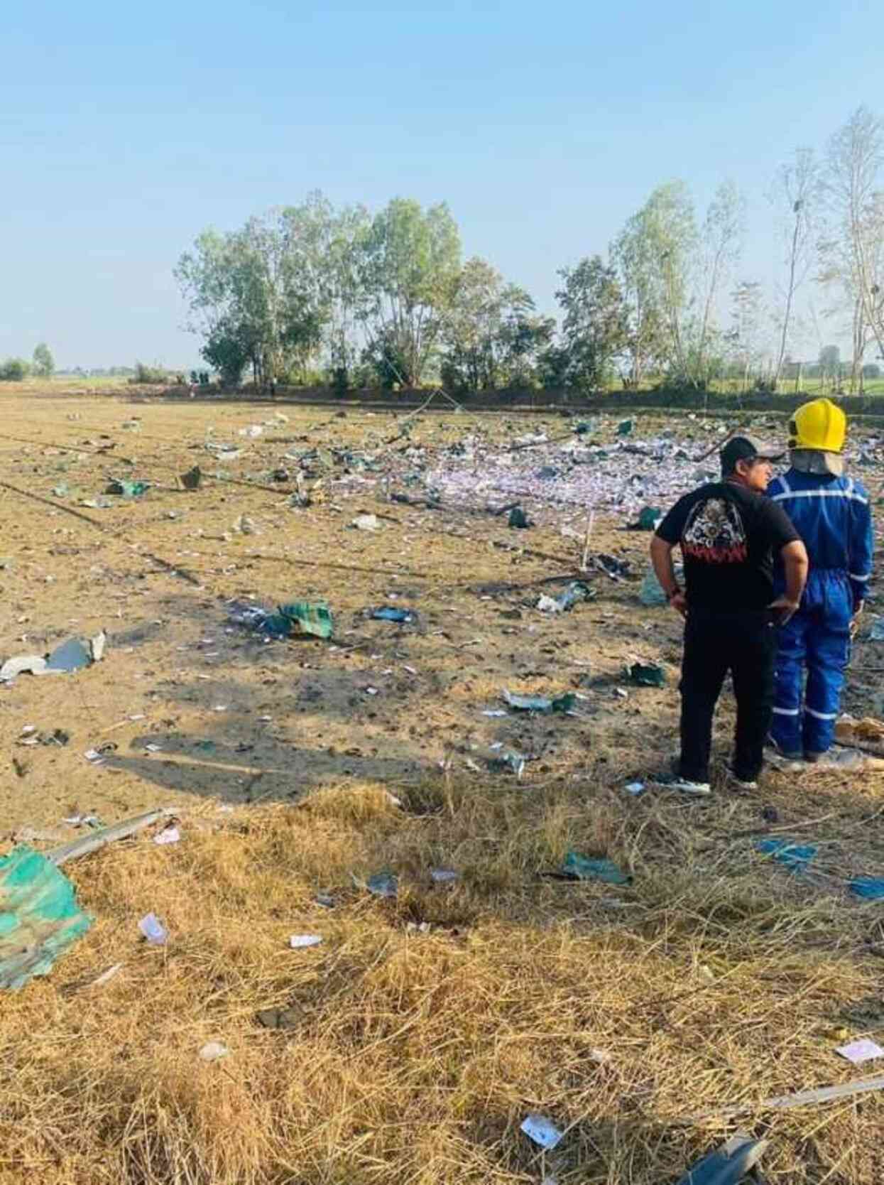 Tayland'da havai fişek fabrikasında patlama! En az 15 işçi hayatını kaybetti Tayland'da havai fişek fabrikasında patlama! En az 15 işçi hayatını kaybetti
