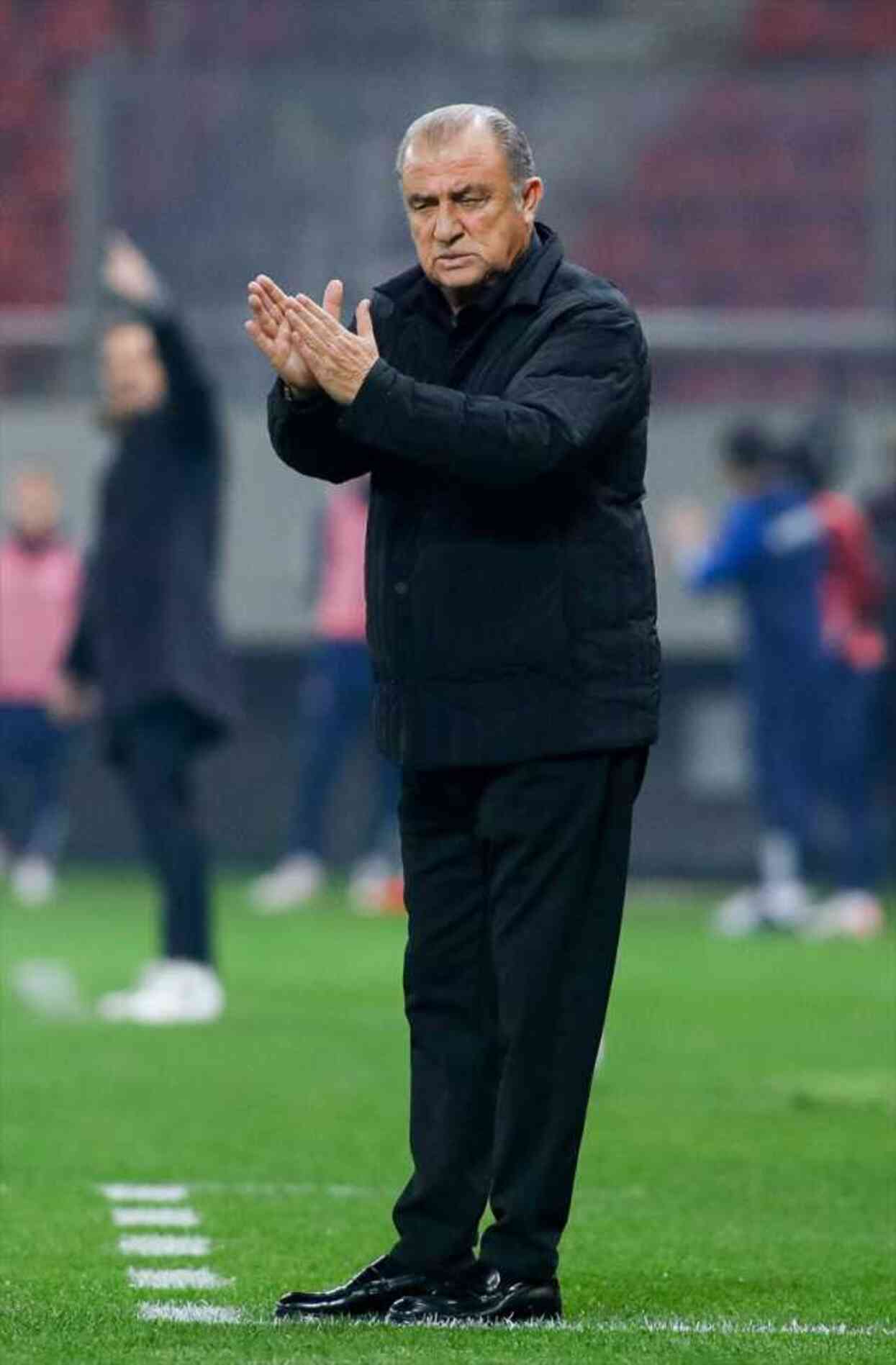 Fatih Terim, Yunanistan'da dolu dizgin! Dev derbiyi kazanıp kupada turladı Fatih Terim, Yunanistan'da dolu dizgin! Dev derbiyi kazanıp kupada turladı