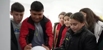 Sındırgı'da Bilim Merkezi Etkinlik Haftasında Öğrencilerle Dolup Taştı