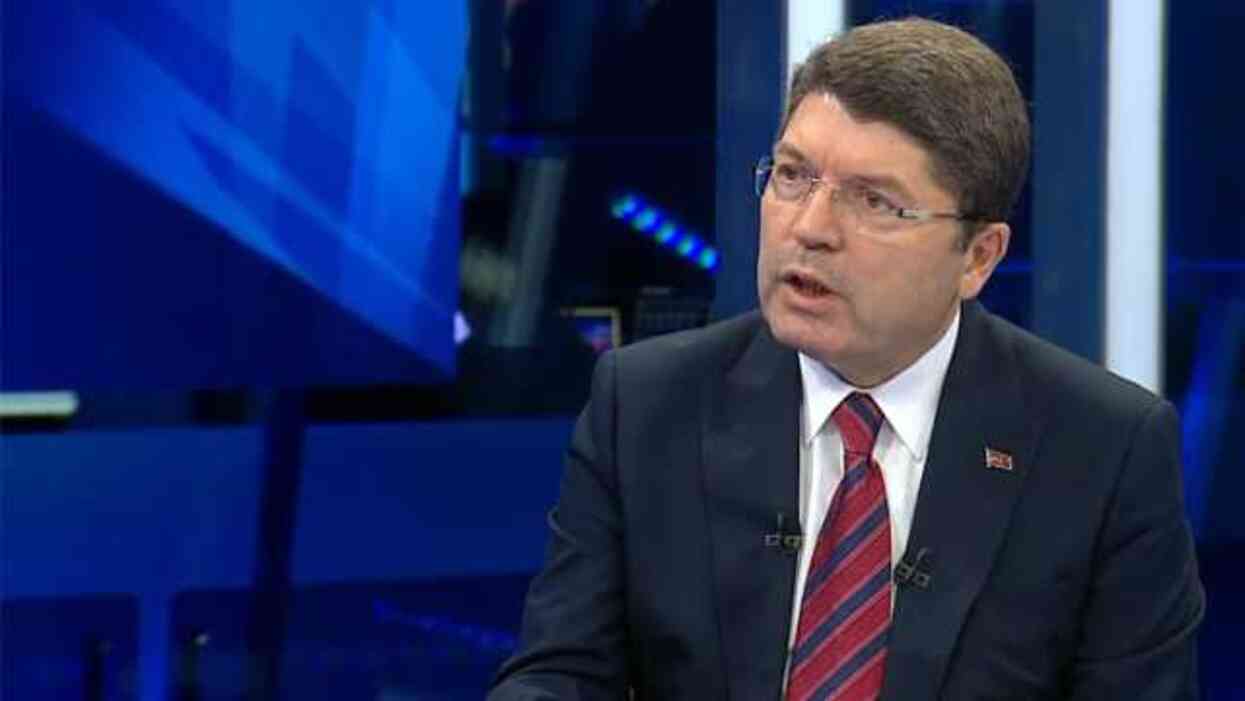 Bakan Tunç, 8. Yargı Paketi için hem tarih hem detay verdi: 2 yıl ceza almışsa en az 5 ay cezaevinde kalsın istiyoruz Bakan Tunç, 8. Yargı Paketi için hem tarih hem detay verdi: 2 yıl ceza almışsa en az 5 ay cezaevinde kalsın istiyoruz