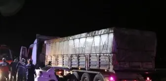 Şanlıurfa'da TIR Kazasında Hayatını Kaybeden 3 Arkadaş Toprağa Verildi