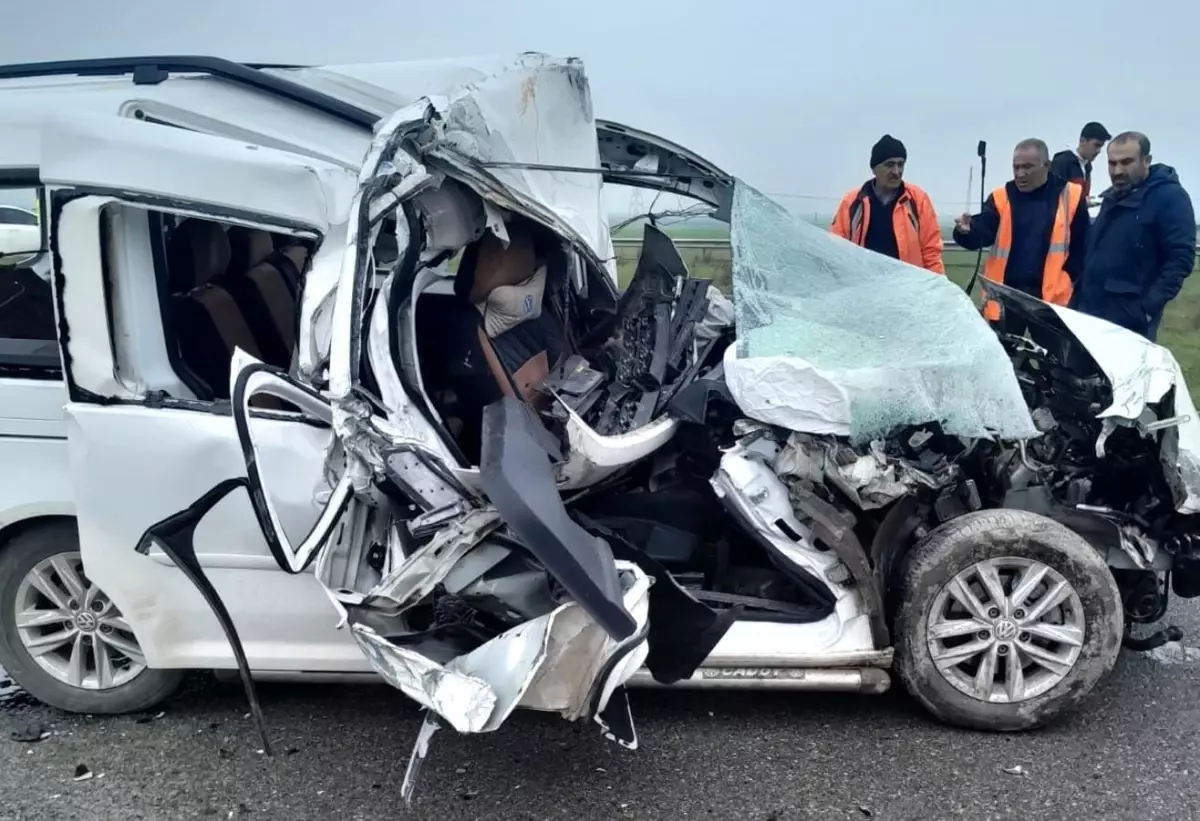 Gaziantep Te Trafik Kazas I A R Ki I Yaraland Son Dakika