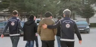 Amasya'da Durdurulan TIR'da Kaçak Göçmen Yakalandı