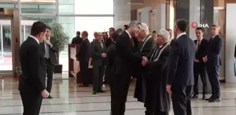 Anayasa Mahkemesi'ne atanan Yılmaz Akçil yemin etti