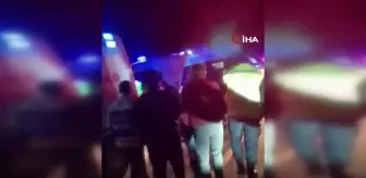 Burdur'da sebze yüklü tır devrildi, 3 kişi yaralandı