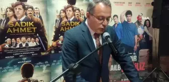 Sadık Ahmet'in eşi ve ailesi filmin sonunda gözyaşlarına hakim olamadı