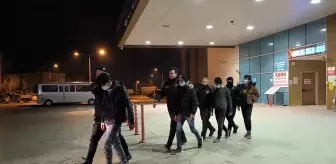 Bursa'da düzenlenen operasyonda 12 düzensiz göçmen yakalandı