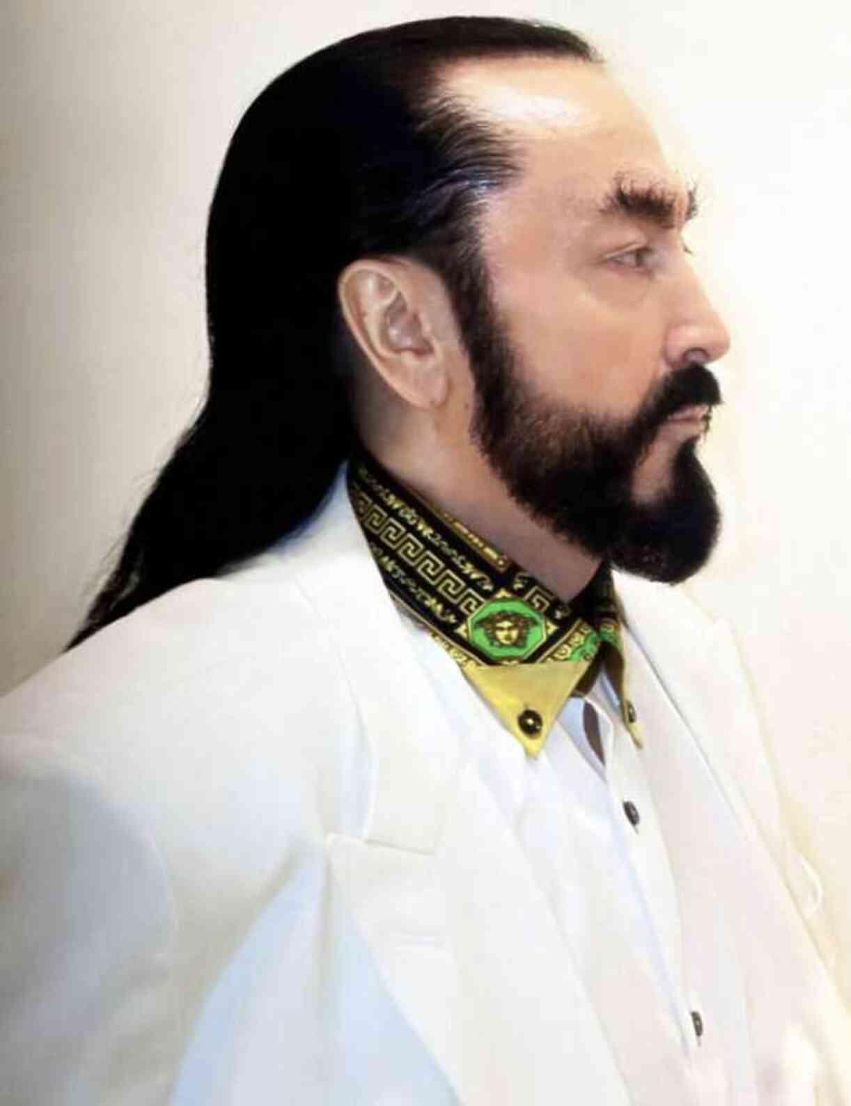 Cezaevinde de rahat durmuyor! 8 bin 658 yıl hapse mahkum edilen Adnan Oktar'a bir ceza daha