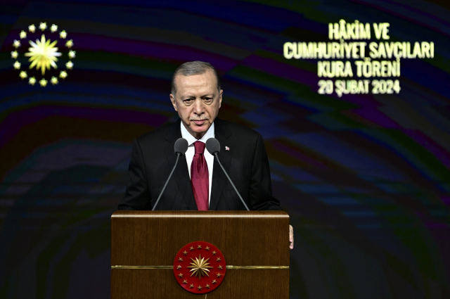 Erdoğan yüksek yargıdaki yetki tartışmasına vurgu yaptı: Taraf değil hakem mevkiindeyiz
