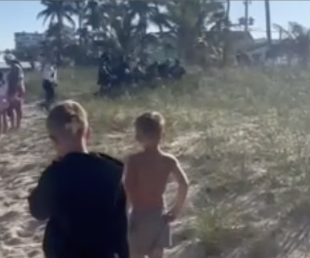 Florida'da Kumda Oynayan 5 Yaşındaki Kız Hayatını Kaybetti