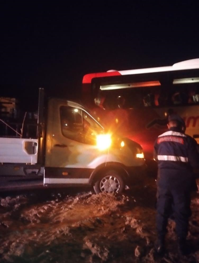Aydın'da zincirleme kaza: 2 ölü, 2 yaralı