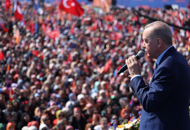 Cumhurbaşkanı Erdoğan: Ekrem denen arkadaşla İstanbul 30 yıl geriye gitti