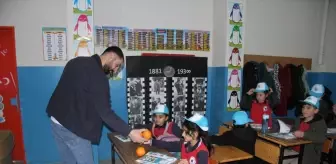 Türkiye Eğitim Gönüllüleri Vakfı, Şemdinli'deki okula hediye gönderdi