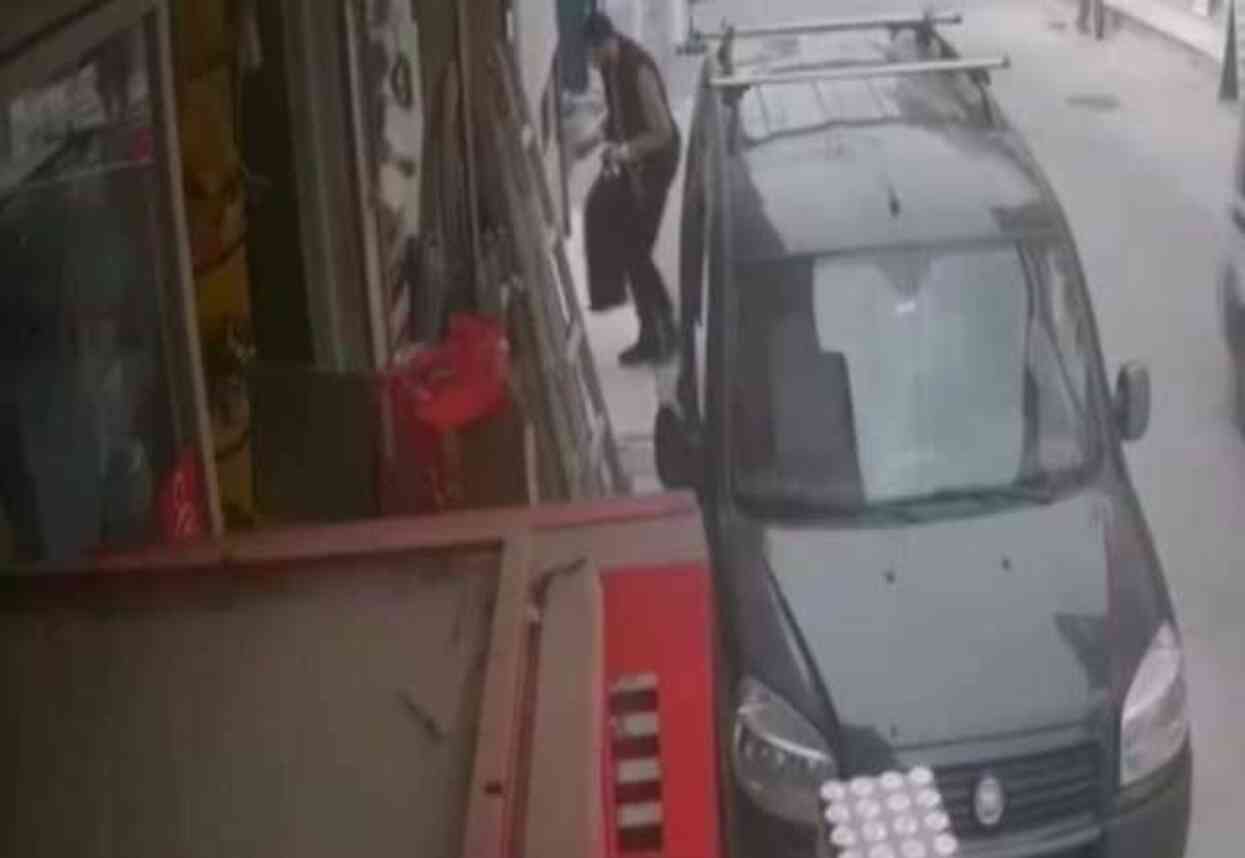 Kuyumcuyu öldürüp bagajda gezdiren zanlı kadın kimliğiyle yakalandı Kuyumcuyu öldürüp bagajda gezdiren zanlı kadın kimliğiyle yakalandı