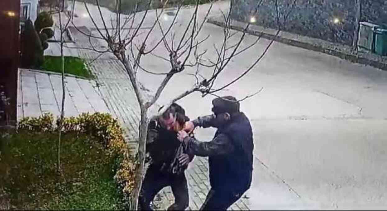 Villadaki yangında ceset bulunmuştu! Eşini rahatsız eden kişiyi öldürdüğünü itiraf etti Villadaki yangında ceset bulunmuştu! Eşini rahatsız eden kişiyi öldürdüğünü itiraf etti