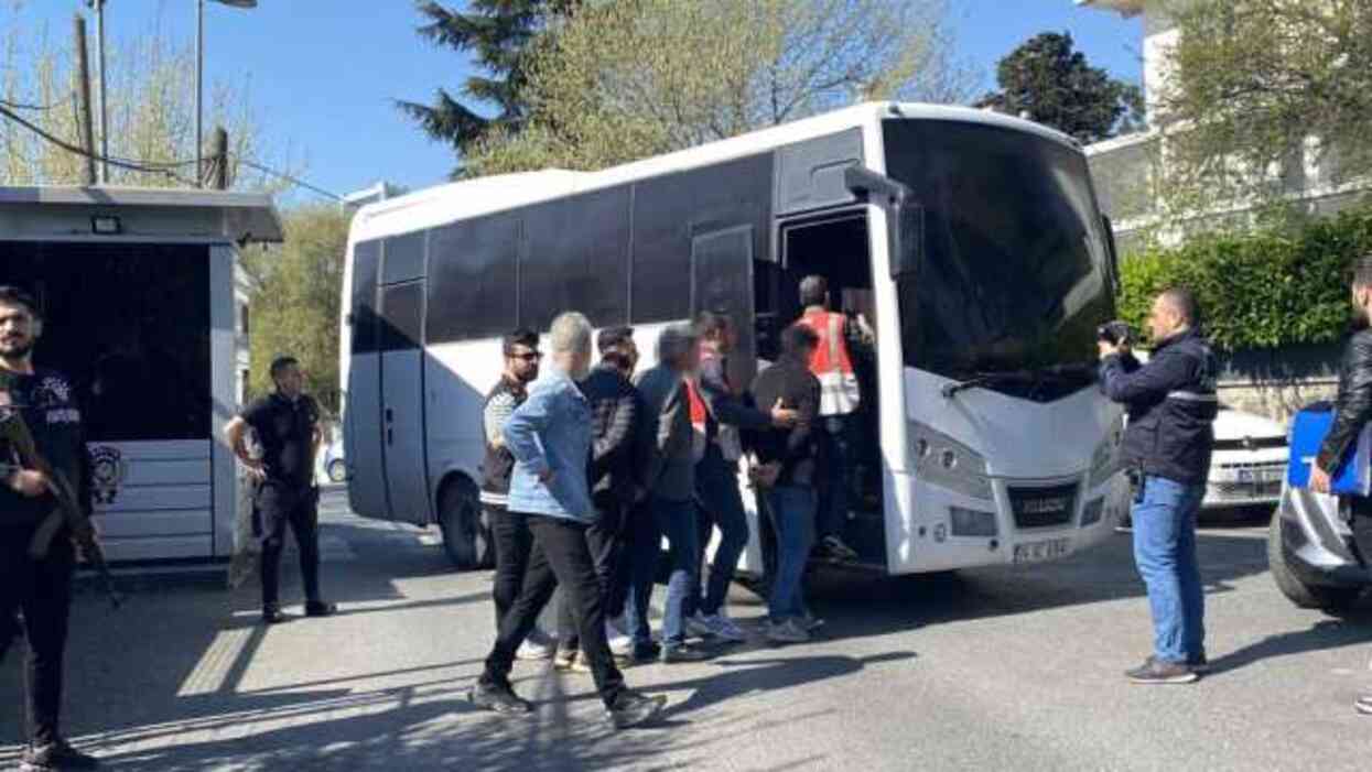 29 kişinin öldüğü gece kulübü yangını ön bilirkişi raporu: Yangın kapısı kapalı, söndürme sistemi çalışmıyor 29 kişinin öldüğü gece kulübü yangını ön bilirkişi raporu: Yangın kapısı kapalı, söndürme sistemi çalışmıyor