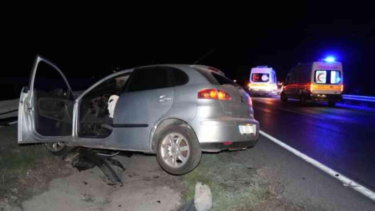 Kaza yapanlara yardım etmek isterken canından oldu