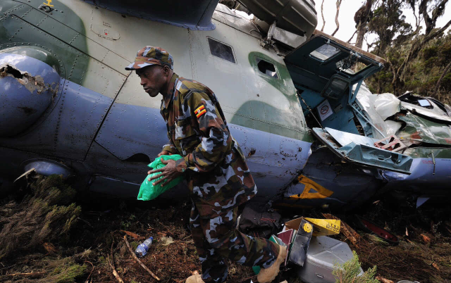 Kenya'da askeri helikopter düştü, Genelkurmay Başkanı dahil 10 kişi hayatını kaybetti