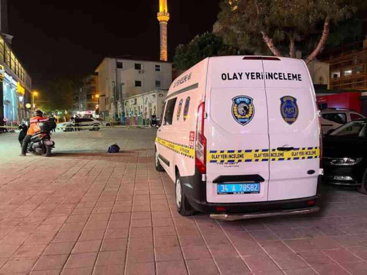 Kaza tartışması kötü bitti! Motokurye tornavidayla öldürdü Kaza tartışması kötü bitti! Motokurye tornavidayla öldürdü