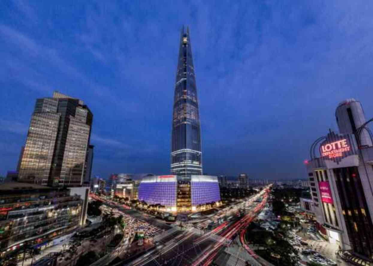 Kore'de Modernliğin ve Tarihin Büyülü Şehir: Seul