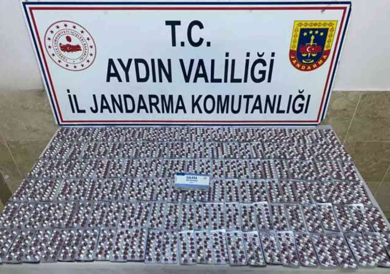 Zehir tacirlerine Narkoçelik-16 darbesi! 700 kilogram uyuşturucu ele geçirildi Zehir tacirlerine Narkoçelik-16 darbesi! 700 kilogram uyuşturucu ele geçirildi
