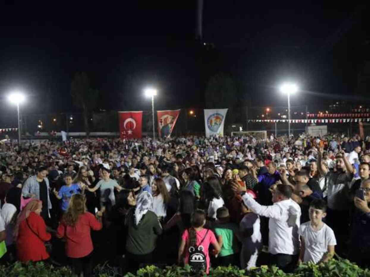 Mersin'de Üzüm Festivali Coşkusuyla Kutlandı