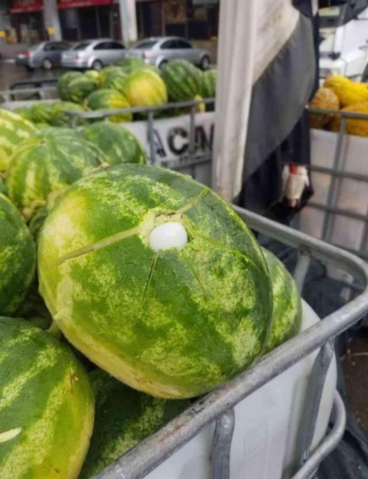 Kayseri'yi sağanak, dolu ve fırtına vurdu