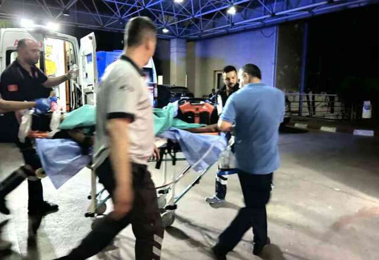 'Yan baktın' kavgasında kan aktı! Biri mezara diğeri hapse girdi 'Yan baktın' kavgasında kan aktı! Biri mezara diğeri hapse girdi