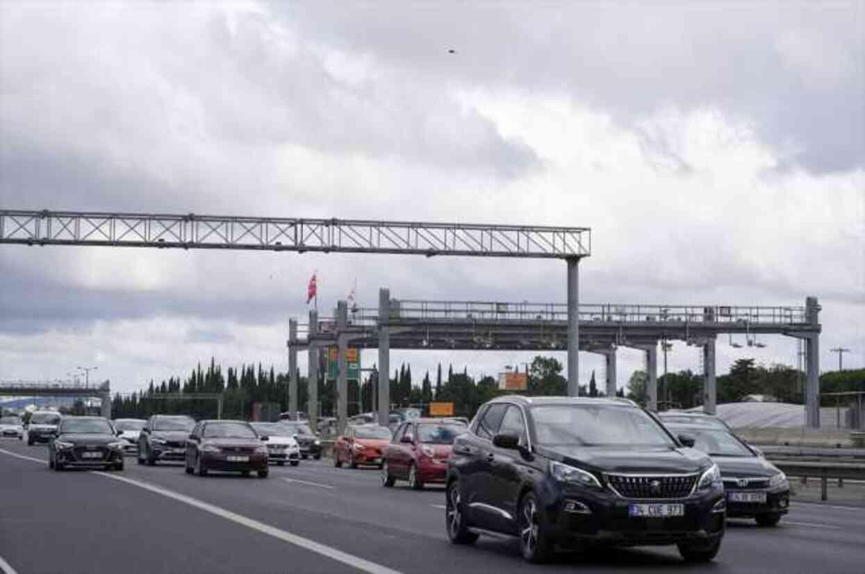 Fırtına ve yağış kısa sürdü! İstanbulluları sıcak bir bayram bekliyor