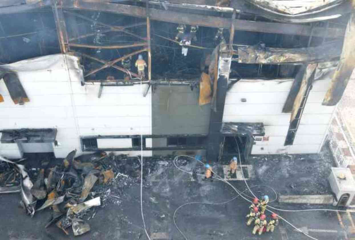 Güney Kore'de pil fabrikasında yangın: 22 ölü Güney Kore'de pil fabrikasında yangın: 22 ölü