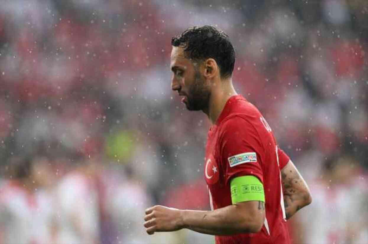 Masadaki rakam öyle böyle değil! Bayern Münih'te Hakan Çalhanoğlu seferberliği