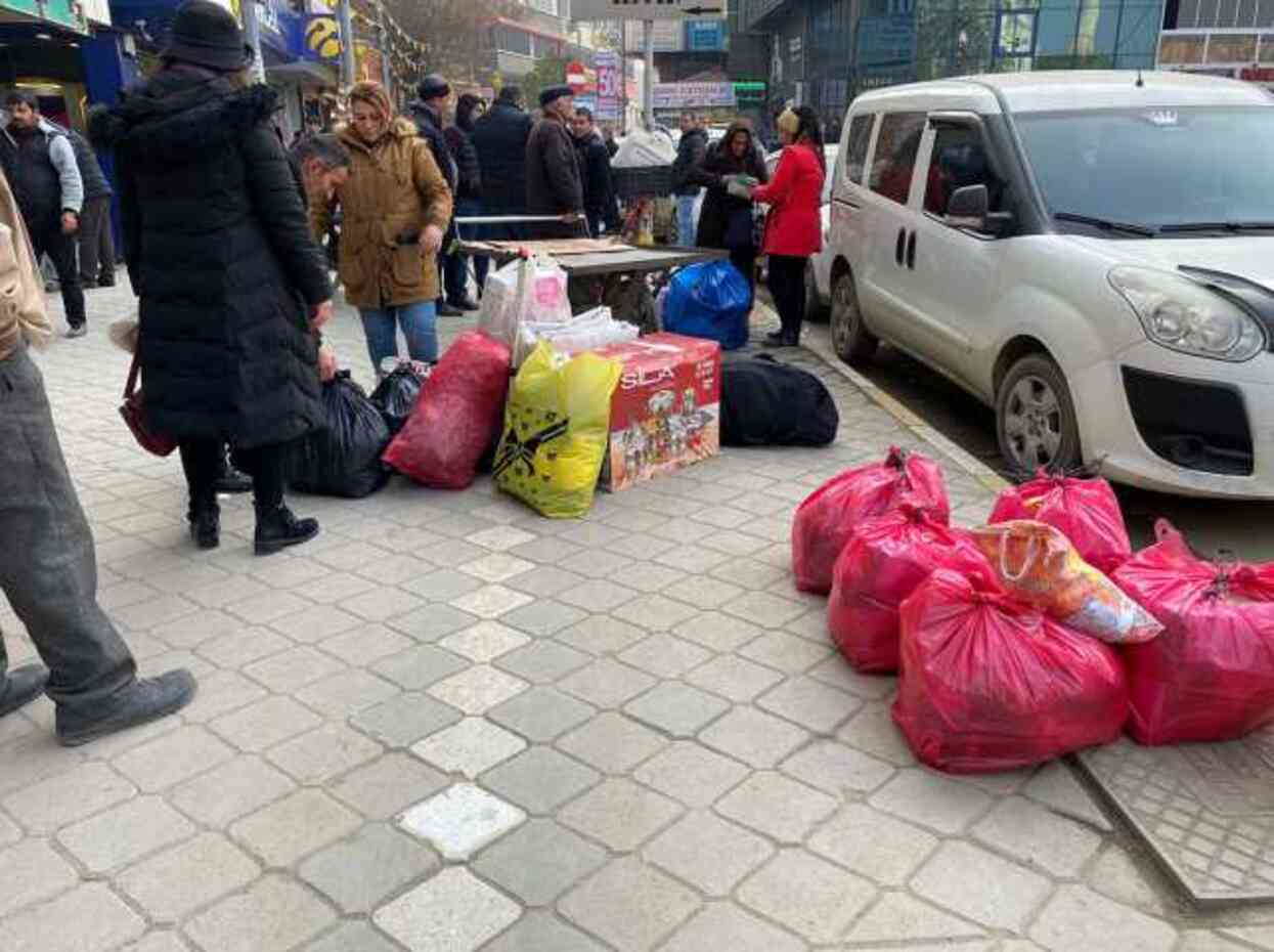 Azerbaycan Manat'ı Türk Lirası karşısında rekor tazeledi