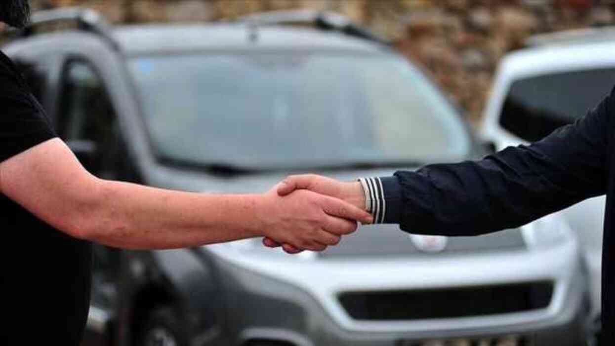 Otomotiv ticaretinde 6 ay- 6 bin kilometre ve ilan kısıtlaması uzatıldı
