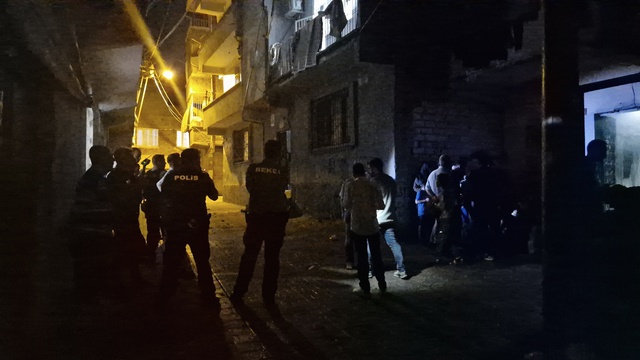 Diyarbakır'da Suriye uyruklu ailenin evi kundaklandı