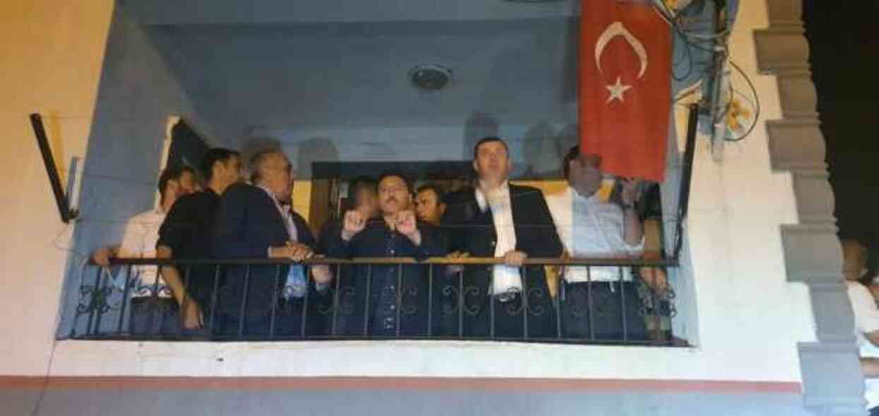 Yangın yerine dönen Kayseri'de güvenlik önlemleri artırıldı! Vali Gökmen Çiçek'ten önemli çağrı Yangın yerine dönen Kayseri'de güvenlik önlemleri artırıldı! Vali Gökmen Çiçek'ten önemli çağrı