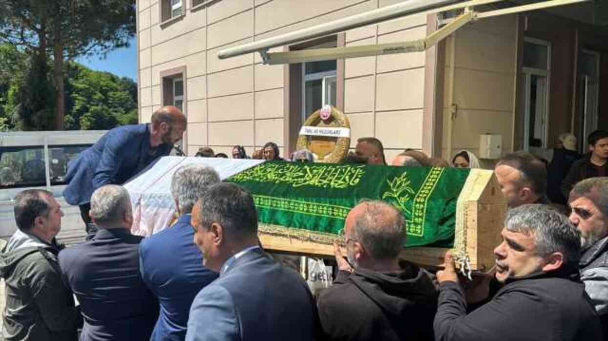 Eşini öldüren koca, hakim karşısında: Birbirlerine, 'Aşkım' diye hitap ediyorlardı Eşini öldüren koca, hakim karşısında: Birbirlerine, 'Aşkım' diye hitap ediyorlardı
