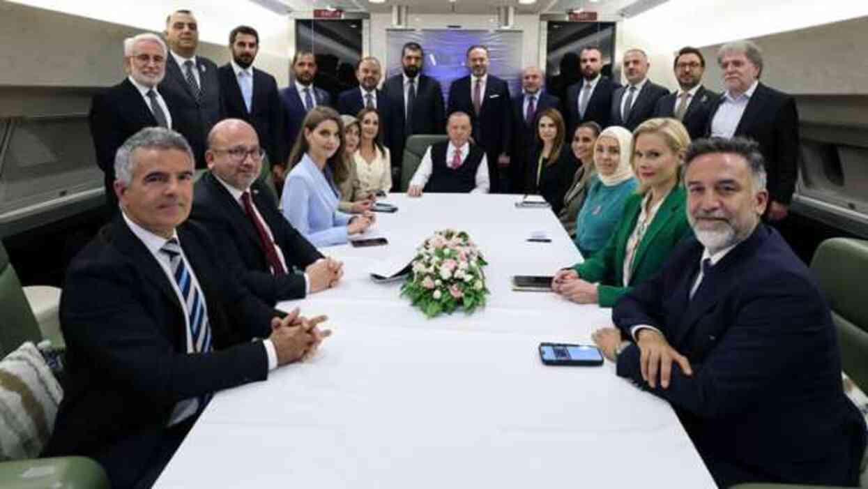 NATO'da ülkemize yeni görev mi verilecek? Erdoğan duyurdu: Türkiye'nin böylesi bir makamda temsil edilmesi olağandır NATO'da ülkemize yeni görev mi verilecek? Erdoğan duyurdu: Türkiye'nin böylesi bir makamda temsil edilmesi olağandır