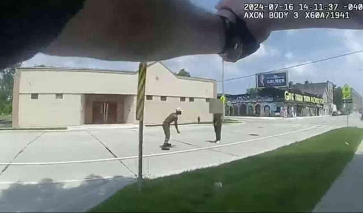 Cumhuriyetçi Ulusal Konvansiyonu yakınında bıçaklı şüphelinin polis tarafından öldürüldüğü anlara ait görüntüler yayınlandı