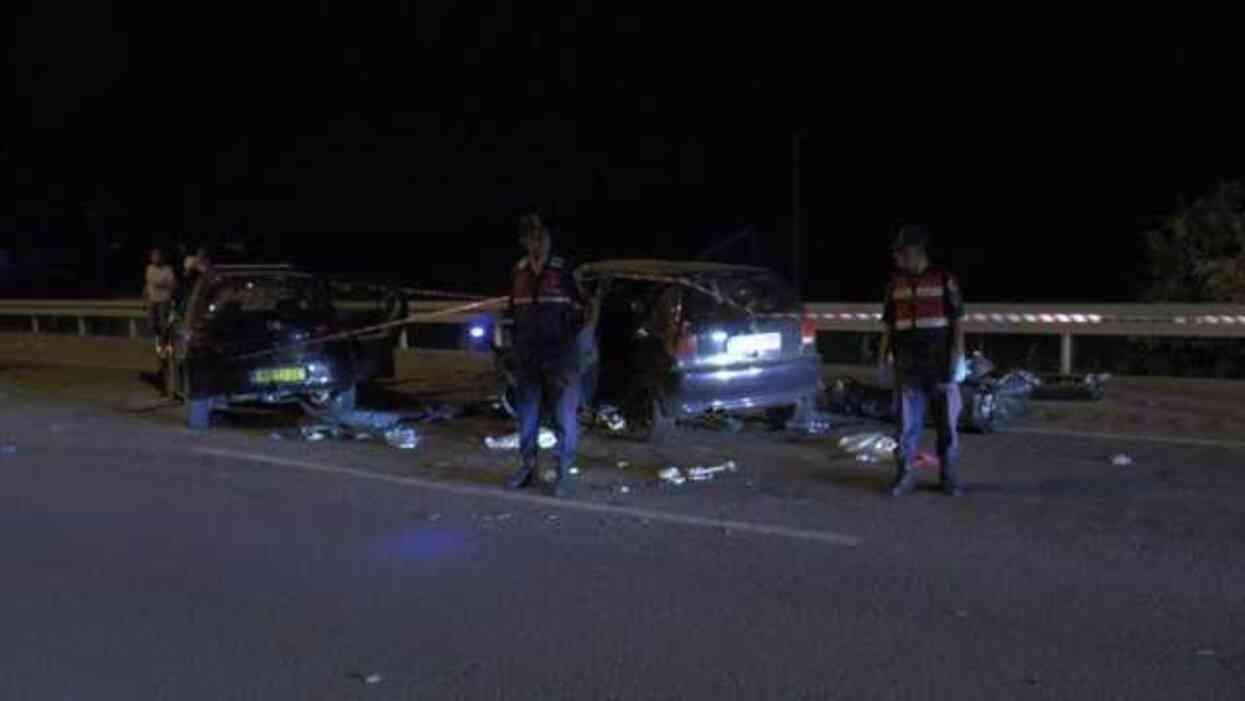 Bir aileyi parçalayan kaza! Anne ve baba can verdi, 3 çocuk yaralandı