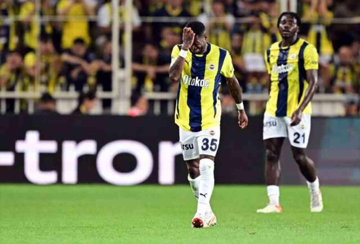 Fenerbahçe'de sakatlık şoku! Fred oyuna devam edemedi