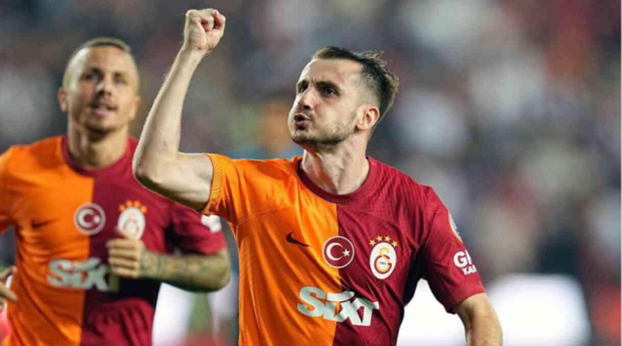 Kerem Aktürkoğlu ve Derrick Köhn'ün menajerleri, transfer iddialarına son noktayı koydu